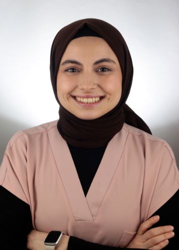 Betül AK